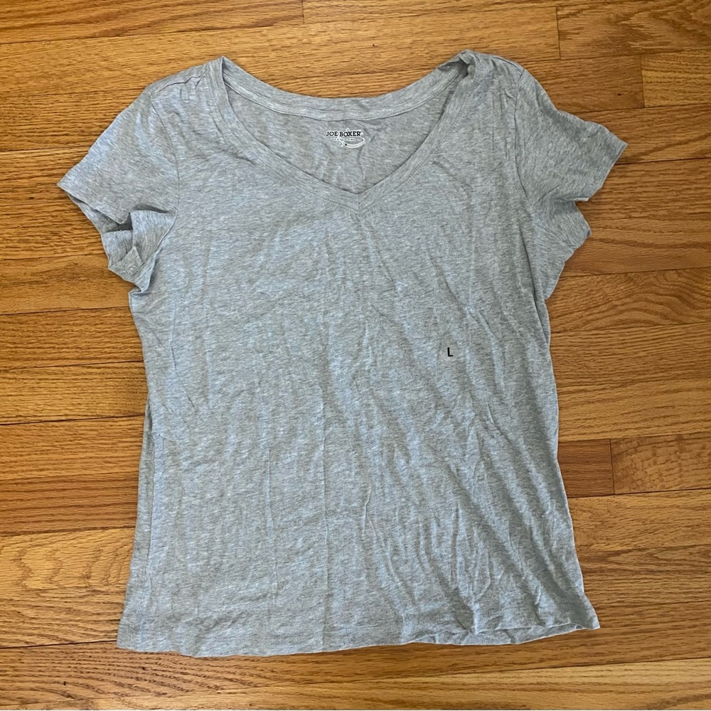 NWOT, Joe Boxer Vneck Tshirt, Grey, Size LARGE